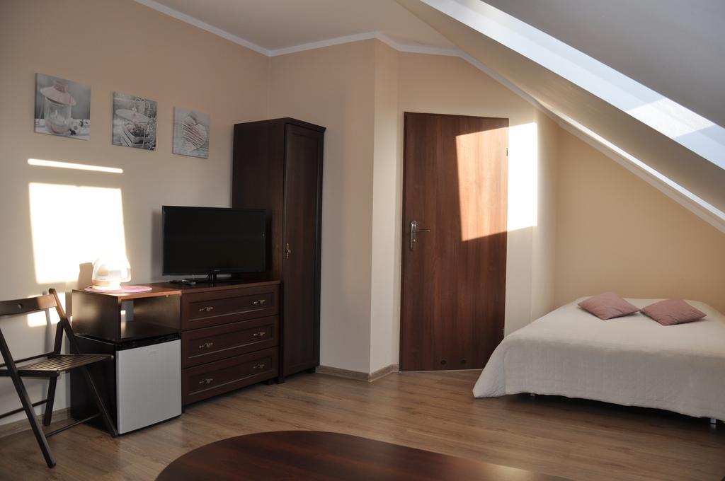 Pokoje Goscinne Mizera Kudowa-Zdrój Habitación foto